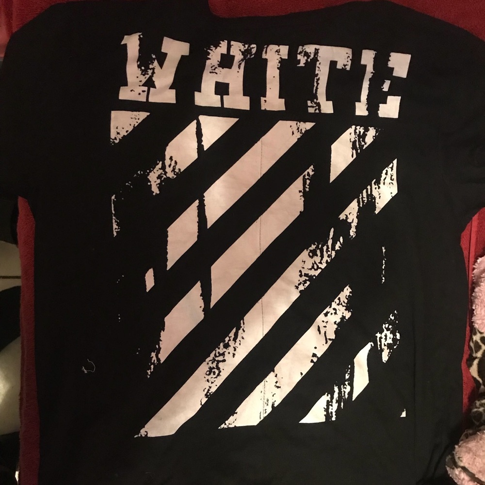 Off white tee shirt
